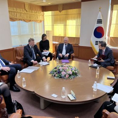 Wizyta GLW w Korei (1)